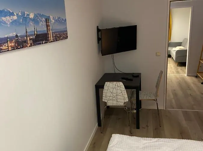 Mit Garagenparkplatz An U-bahnstation Apartman München