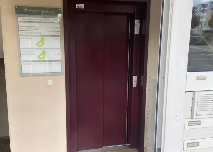 Apartman Mit Garagenparkplatz An U-bahnstation