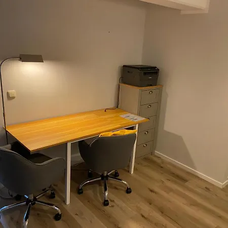Mit Garagenparkplatz An U-bahnstation Apartment Munich
