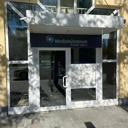 Mit Garagenparkplatz An U-bahnstation ミュンヘン