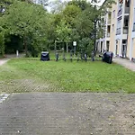 Apartment Mit Garagenparkplatz An U-bahnstation *