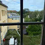 Mit Garagenparkplatz An U-bahnstation Apartment Munich