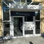 Mit Garagenparkplatz An U-bahnstation München