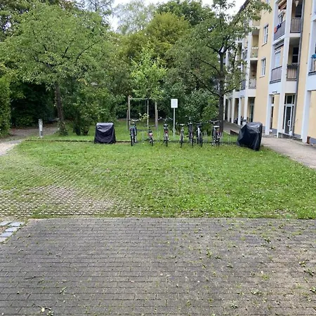 Appartamento Mit Garagenparkplatz An U-bahnstation *